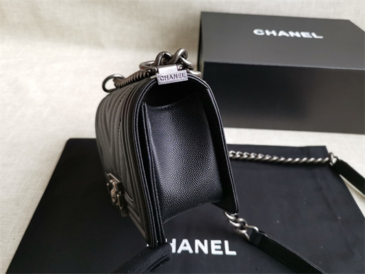 Cha.nel Small Leboy Bag Chevron Pattern Grained Calfskin Aged Silver Metal Black A67085