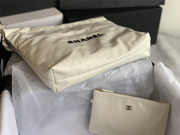 Cha.nel 22 Small Handbag Shiny Calfskin Gold Tone Metal White AS3260