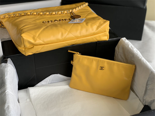 Cha.nel 22 Small Handbag Shiny Calfskin Gold Tone Metal Yellow AS3260