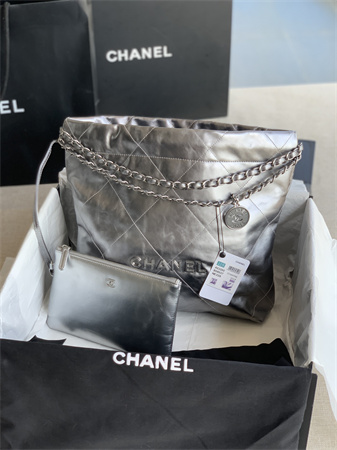 Cha.nel 22 Small Handbag Shiny Calfskin Silver Tone Metal Silver AS3260