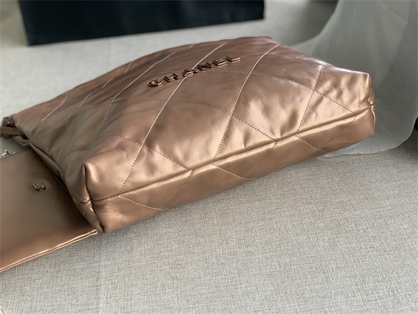 Cha.nel 22 Medium Handbag Shiny Calfskin Iridescent Tone Metal Brown AS3261