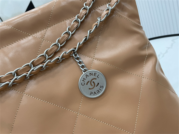 Cha.nel 22 Medium Handbag Shiny Calfskin Silver Tone Metal Brown AS3261