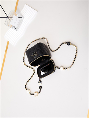 Cha.nel Vanity Case Lambskin Gold Tone Metal Black AP3230