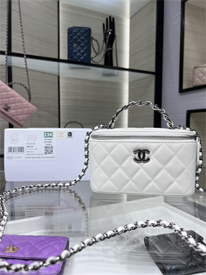 Cha.nel  Clutch With Chain Vanity Shiny Crumpled Calfskin, Strass & Ruthenium-Finish Metal White AP3593