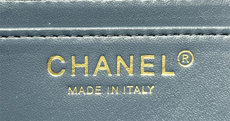 Cha.nel Mini Classic Flap Bag Tweed Gold Tone Metal Navy A01116