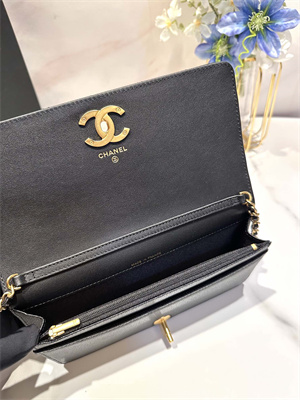 Cha.nel Clutch With Chain Grained Calfskin Gold Tone Metal Black AP3581