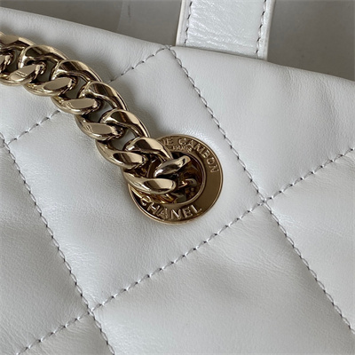 Cha.nel Tote Bag Calfskin Gold Tone Metal White AS4359