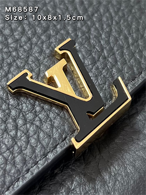 L.V Capucines XS Wallet Taurillon Leather Black M68587