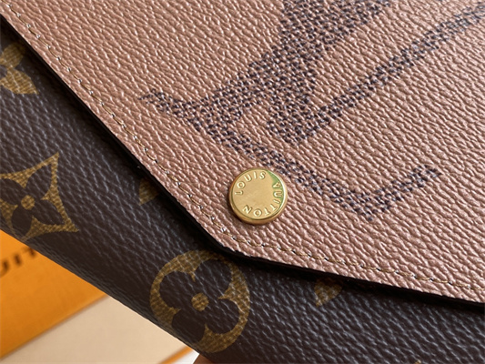 L.V Sarah Wallet Monogram Canvas M80726