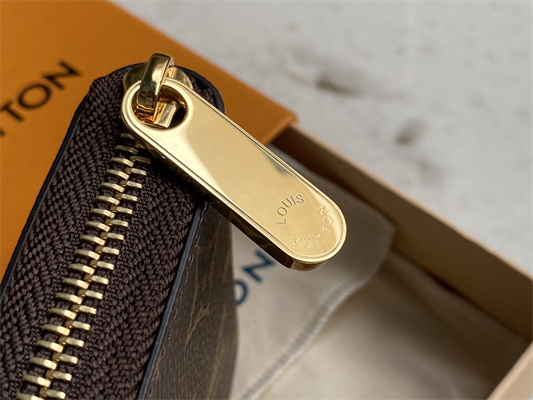 L.V Zippy Coin Purse Vivienne Holidays Monogram Canvas M80865