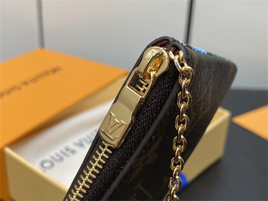 L.V Key Pouch Vivienne Holidays Monogram Canvas M82620