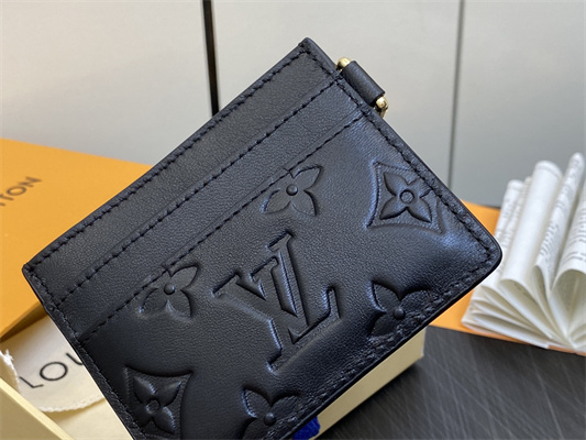 L.V Card Holder Monogram Embossed Lambskin Black M82748