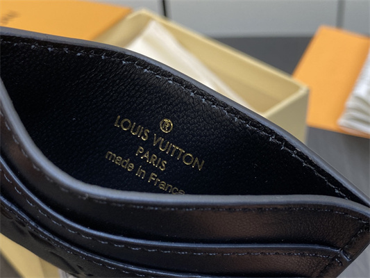 L.V Card Holder Monogram Embossed Lambskin Black M82748