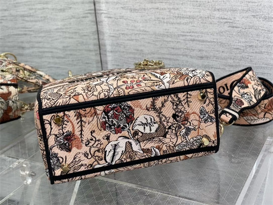 CD Medium Lady Di.or D-Lite Bag Jardin Magique Embroidery Powder Pink