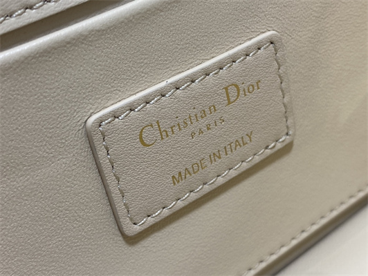 CD 30 Montaigne East-West Bag With Chain Nude Calfskin