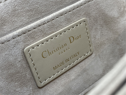 CD Small 30 Montaigne Avenue Bag Box Calfskin Beige