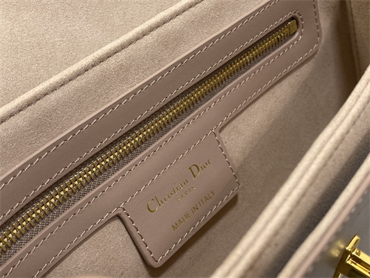 CD 30 Montaigne Avenue Bag Box Calfskin Pink