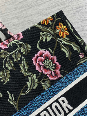 CD Large Book Tote Petites Fleurs Embroidery Black Multicolor