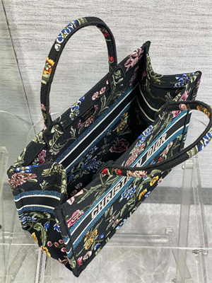 CD Medium Book Tote Petites Fleurs Embroidery Black Multicolor