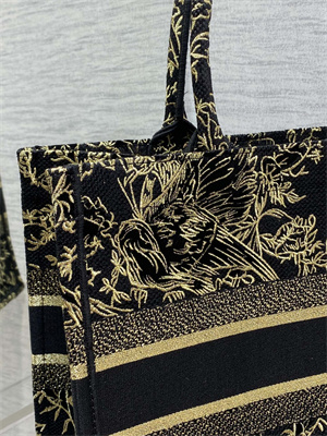 CD Medium Book Tote Jardin d’Hiver Embroidery Black and Gold Tone