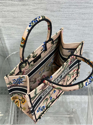 CD Small Book Tote Petites Fleurs Embroidery Nude Beige Multicolor