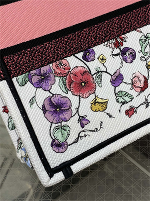 CD Medium Book Tote Florilegio Embroidery Pink Multicolor