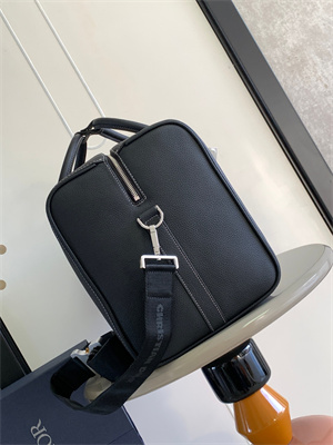 Di.or Lingot 50 Travel Bag Black Grained Calfskin