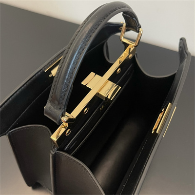 Fen.di Peekaboo ISeeU Petite Leather Bag Black Color