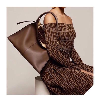 Fen.di Peekaboo X-Lite Large Leather Bag Brown Color