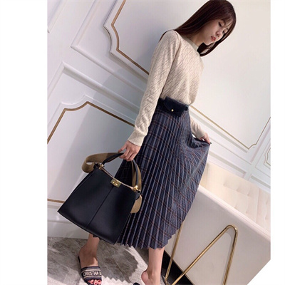 Fen.di Peekaboo X-Lite Medium Leather Bag Black Color