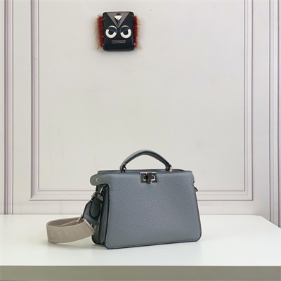 Fen.di Peekaboo ISeeU XCross Leather Bag Grey Color