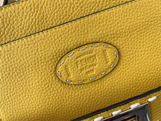 Fen.di Peekaboo Iconic ISeeU Medium Bag Cuoio Romano Leather Yellow Color With Topstitches