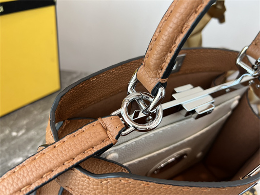 Fen.di Peekaboo Iconic ISeeU Medium Bag Cuoio Romano Leather Brown Color With Topstitches