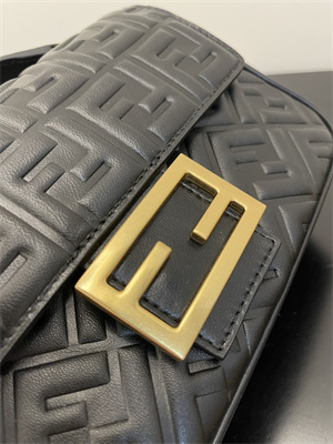 Fen.di BAGUETTE CHAIN MIDI Black Nappa Leather Bag With FF Motif