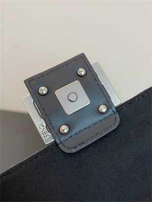 Fen.di BAGUETTE CHAIN MIDI Dk Blue Tapestry Fabric Bag With FF Motif