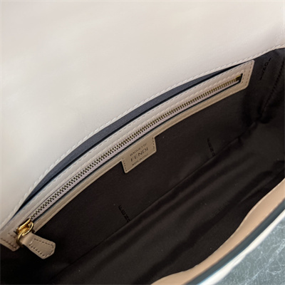 Fen.di BAGUETTE Bag Pink Nappa Leather With FF Motif