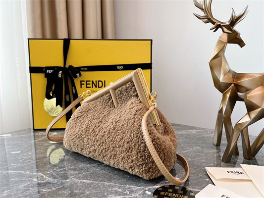 Fen.di FIRST SMALL Beige Sheepskin Bag