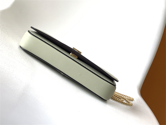 Fen.digraphy Chain Wallet Pale Green Leather