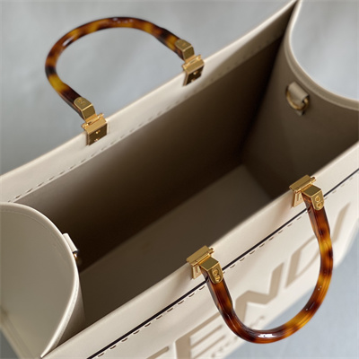 Fen.di SUNSHINE Large White Leather Shopper