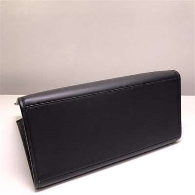 Fen.di SUNSHINE Large Black Leather Shopper