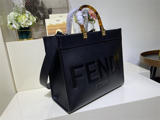 Fen.di SUNSHINE Medium Black Leather Shopper