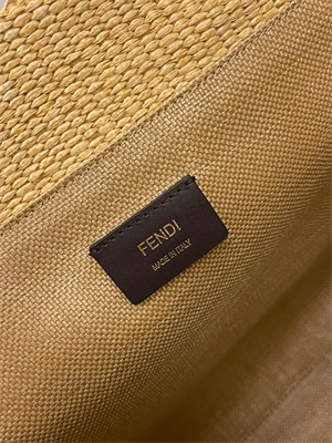 Fen.di SUNSHINE Medium Natural Straw Shopper