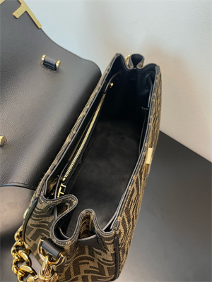 Fen.di Fendace LA Medusa Meidum Handbag