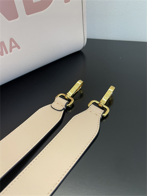 Fen.di SUNSHINE Medium Pink Leather Shopper