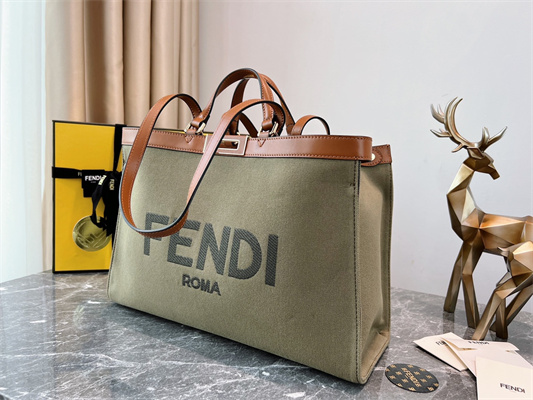 Fen.di Peekaboo X-Tote  Green Color Canvas