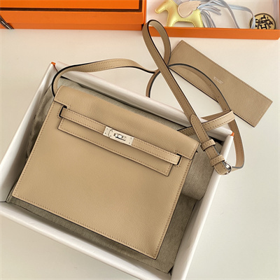 Kelly Danse Bag Evercolor Leather Silver Tone Metal In Trench Color HS