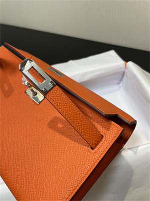 Kelly Classique To Go wallet Epsom Leather Silver Tone Metal In Orange Color HS