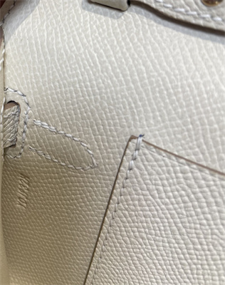 Kelly Classique To Go wallet Epsom Leather Gold Tone Metal In Craie Color HS