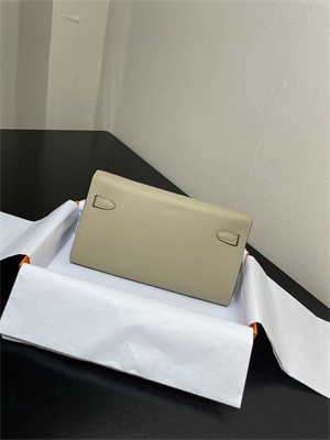 Kelly Classique To Go wallet Epsom Leather Silver Tone Metal In Trench Color HS