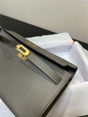 Kelly Classique To Go wallet Epsom Leather Gold Tone Metal In Etain Color HS